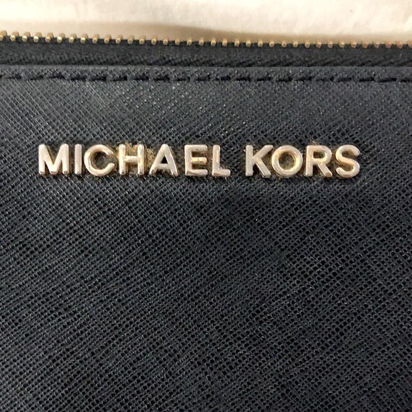 Michael Kors wallet - Picture 5 of 5
